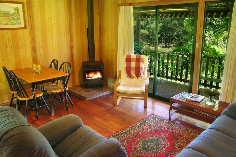 Hawke Brook Chalets Pemberton Exterior foto